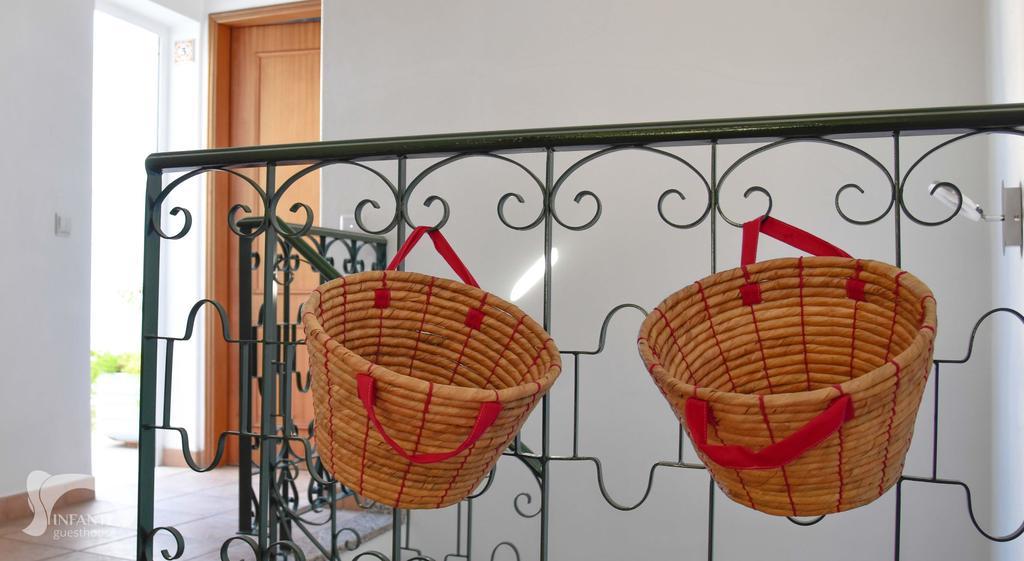 Infante Guesthouse Lagos Extérieur photo